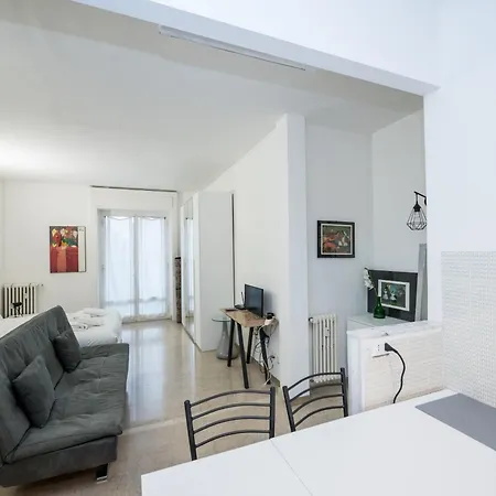 Incantevole A Apartment Milan